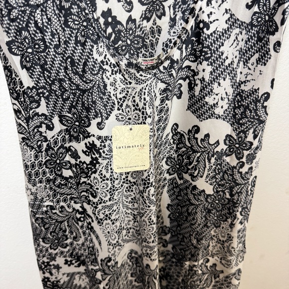NWT Free People Worth the Wait Bias Slip - Picture 5 of 12